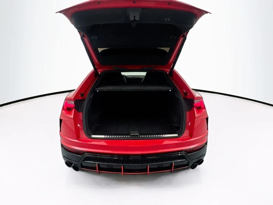 2022 Lamborghini Urus - Image 28 of 31