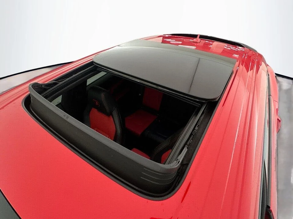 2022 Lamborghini Urus - Image 23 of 31
