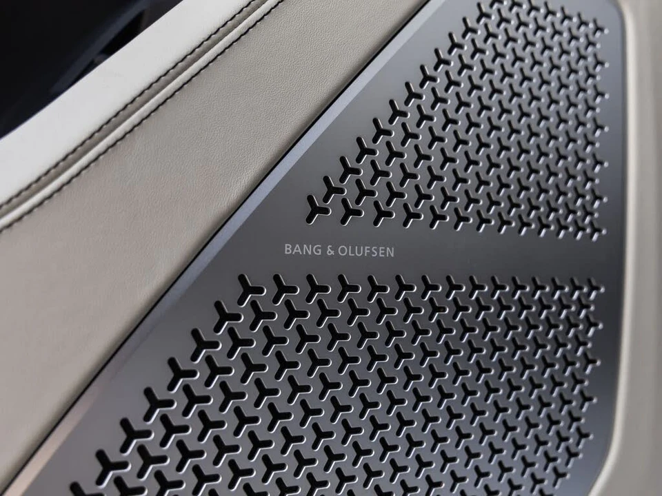2022 Lamborghini Urus - Image 25 of 31