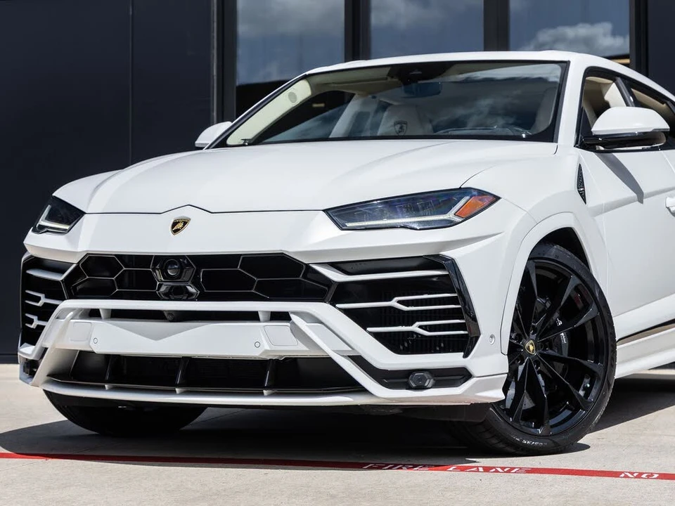 2022 Lamborghini Urus - Image 3 of 31