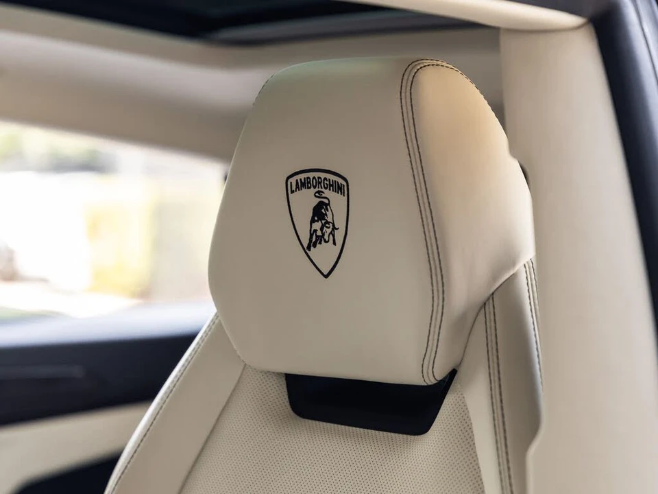 2022 Lamborghini Urus - Image 30 of 31