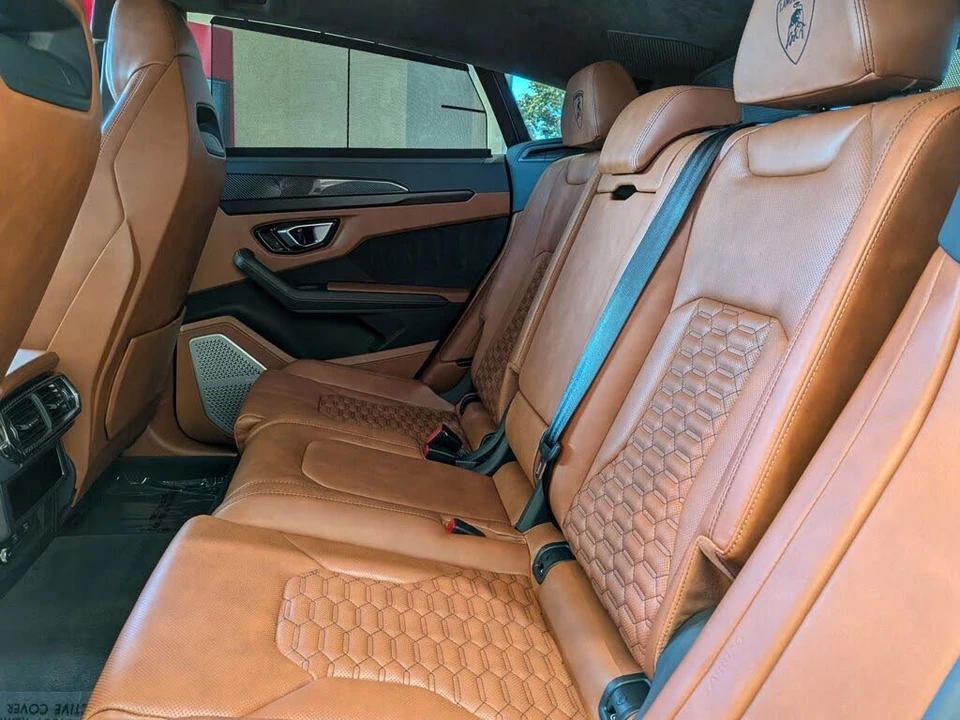 2022 Lamborghini Urus - Image 22 of 28