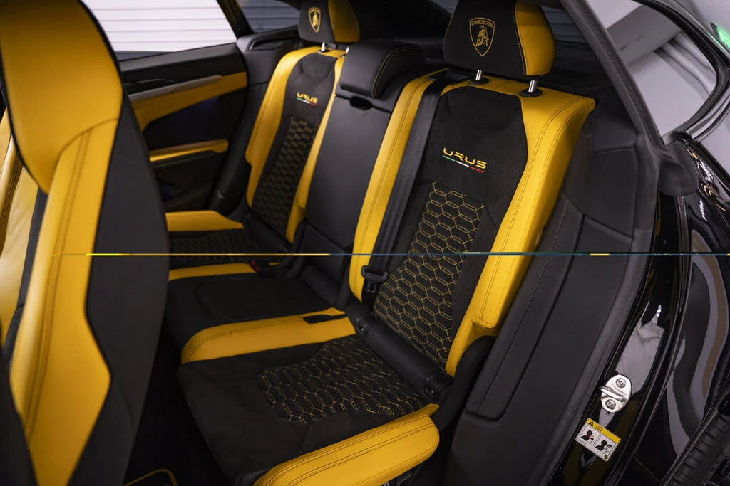 2022 Lamborghini Urus - Image 23 of 31