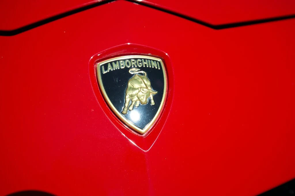 2022 Lamborghini Urus - Image 14 of 31