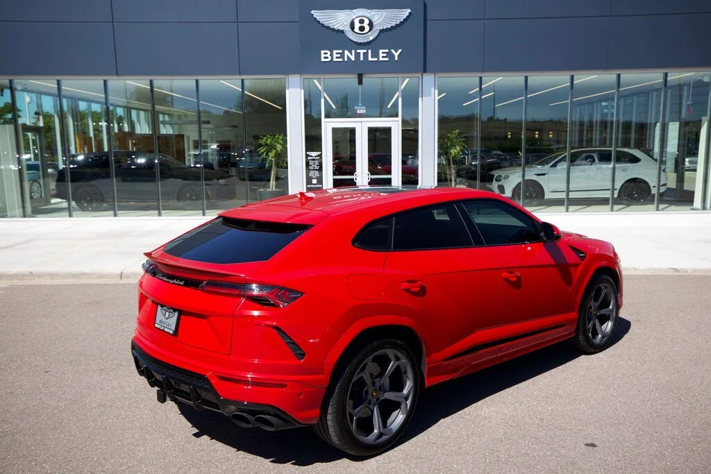 2022 Lamborghini Urus - Image 3 of 31