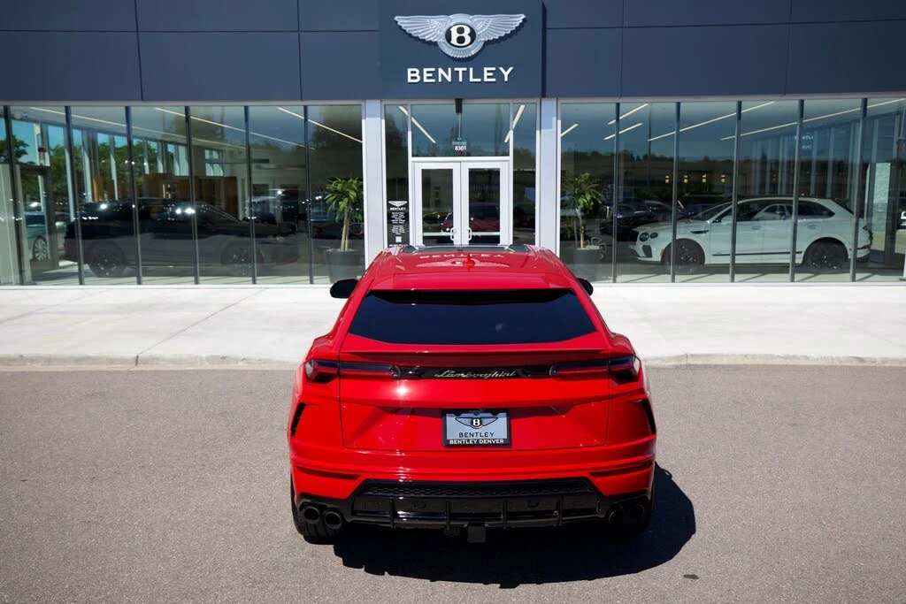 2022 Lamborghini Urus - Image 9 of 31