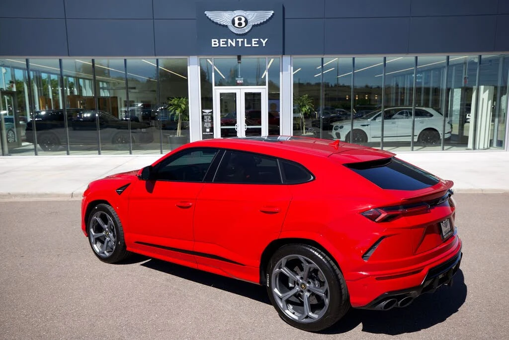 2022 Lamborghini Urus - Image 8 of 31