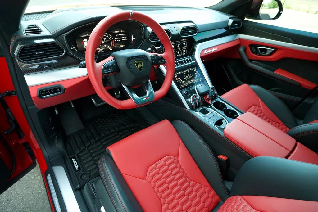 2022 Lamborghini Urus - Image 4 of 31