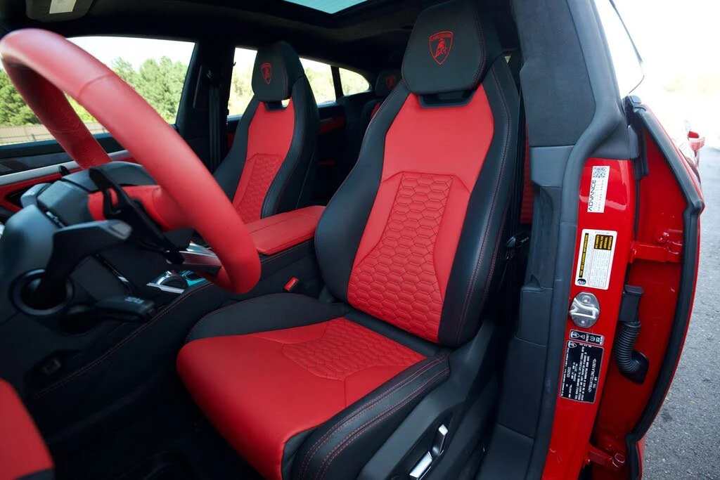 2022 Lamborghini Urus - Image 18 of 31