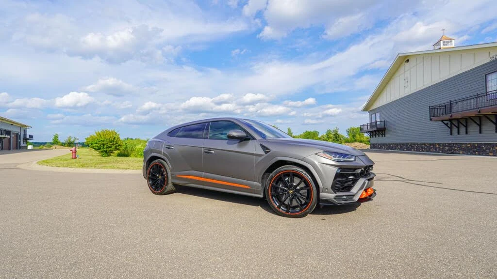 2022 Lamborghini Urus - Image 20 of 31
