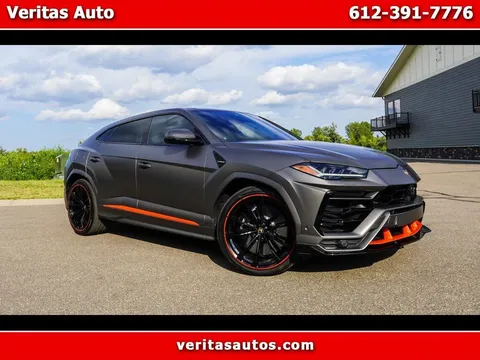 2022 Lamborghini Urus AWD