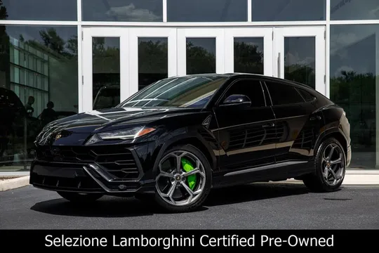 2022 Lamborghini Urus AWD