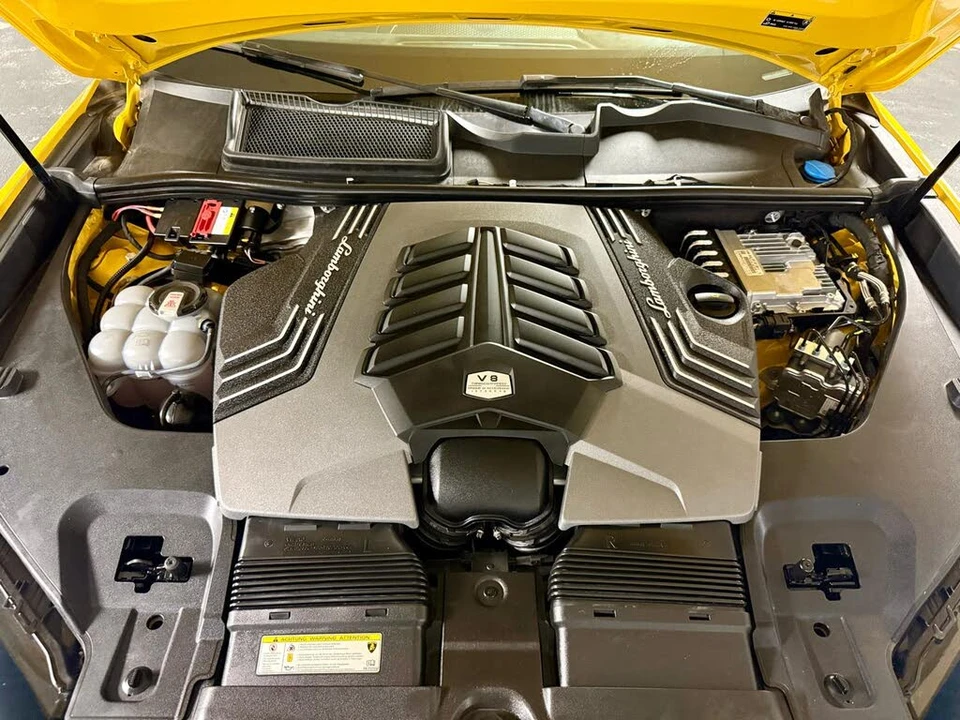 2022 Lamborghini Urus - Image 6 of 31