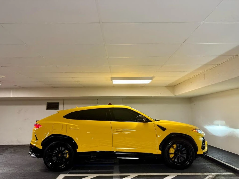 2022 Lamborghini Urus - Image 8 of 31