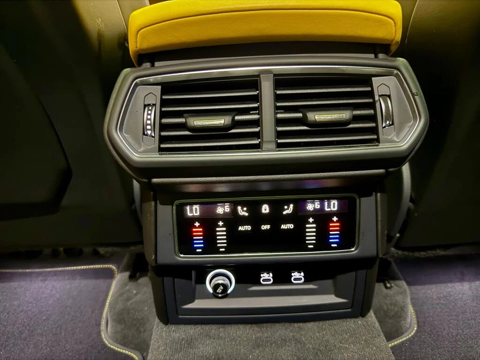 2022 Lamborghini Urus - Image 31 of 31