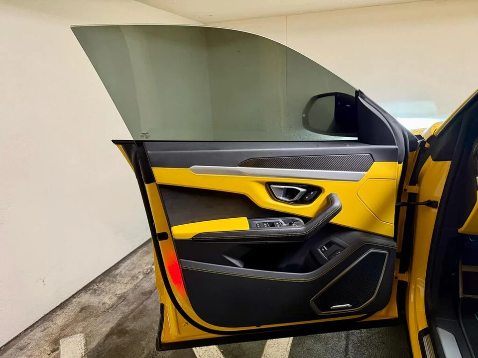 2022 Lamborghini Urus - Image 15 of 31