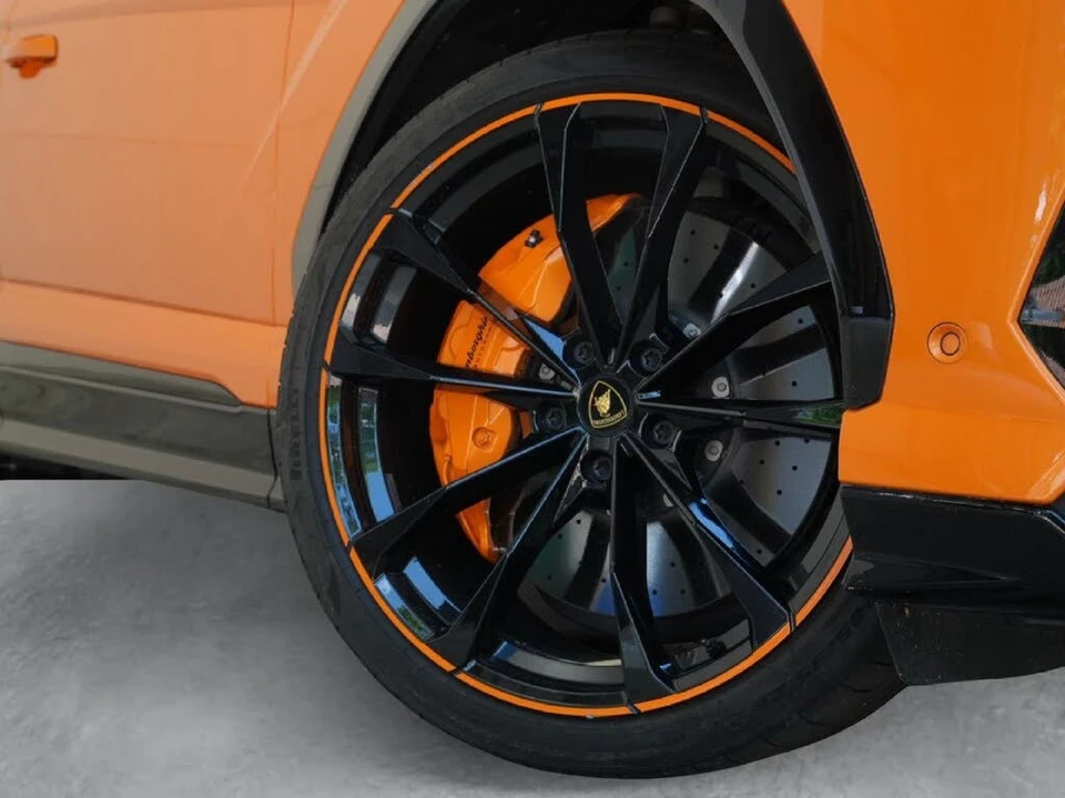 2022 Lamborghini Urus - Image 5 of 31