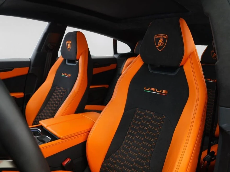 2022 Lamborghini Urus - Image 8 of 31