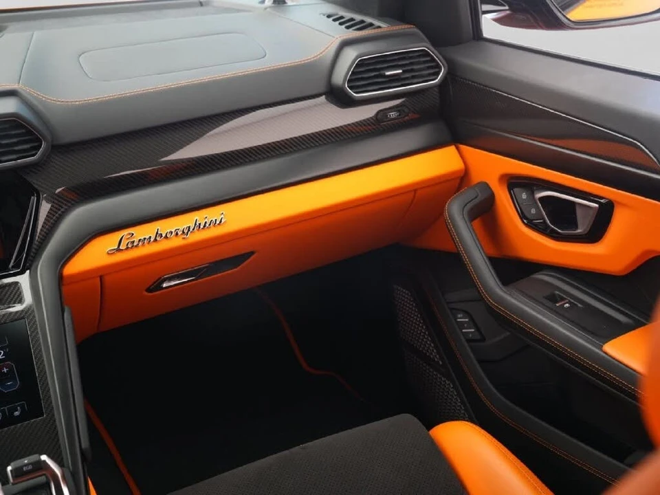 2022 Lamborghini Urus - Image 27 of 31
