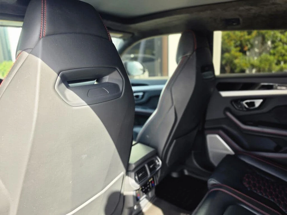 2022 Lamborghini Urus - Image 12 of 27