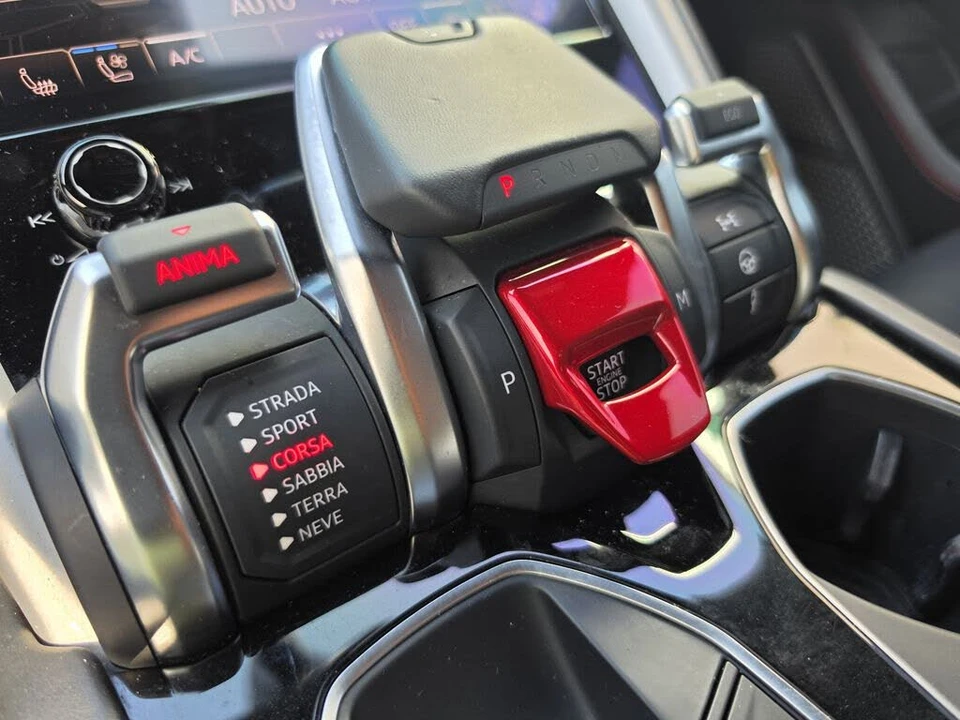 2022 Lamborghini Urus - Image 26 of 27