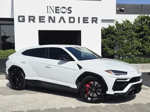 2022 Lamborghini Urus AWD