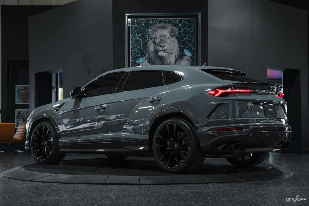 2022 Lamborghini Urus - Image 23 of 31