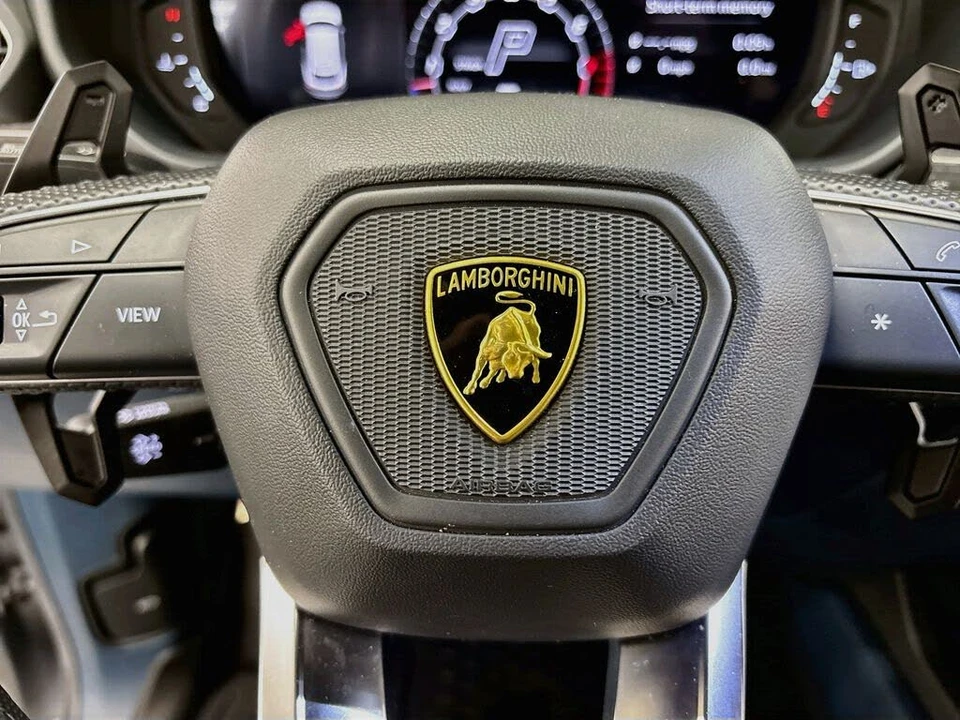 2022 Lamborghini Urus - Image 23 of 31