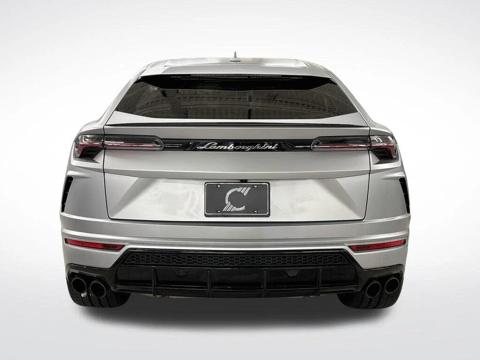 2022 Lamborghini Urus - Image 4 of 31