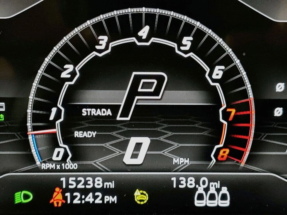 2022 Lamborghini Urus - Image 11 of 31