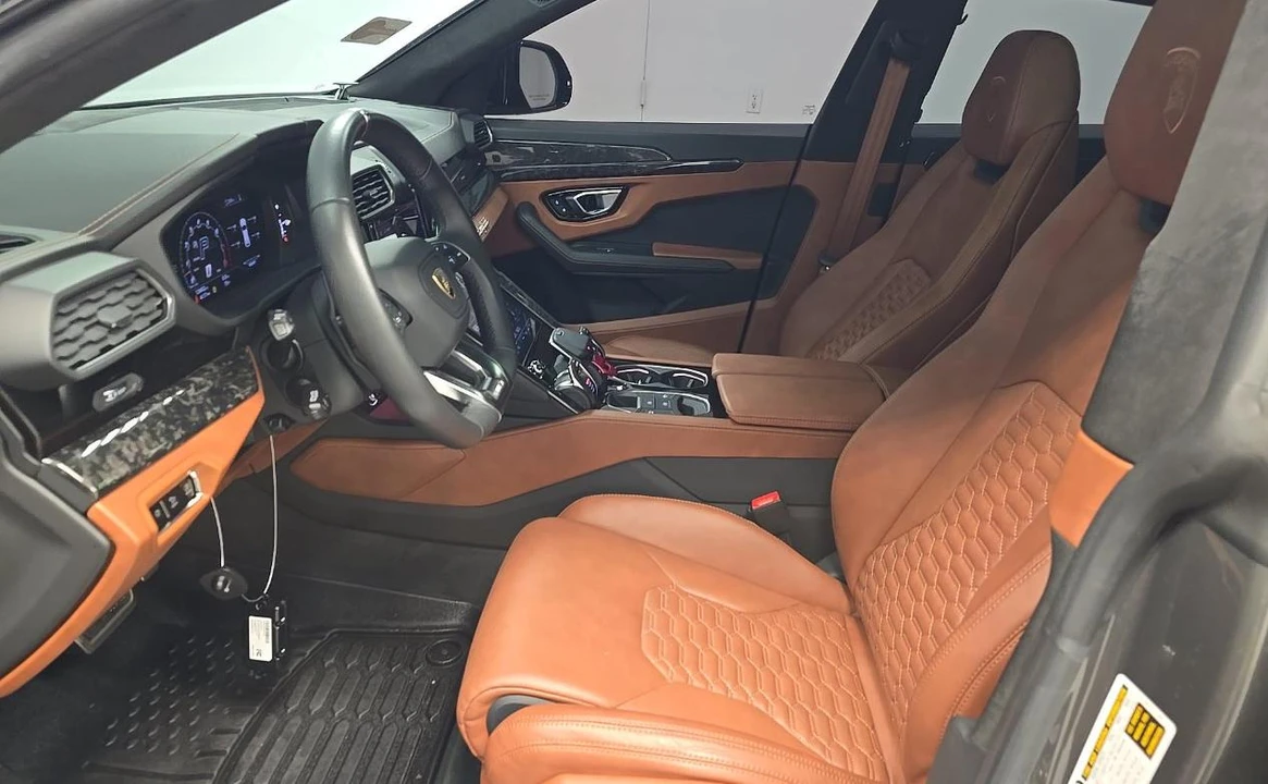 2022 Lamborghini Urus - Image 11 of 22