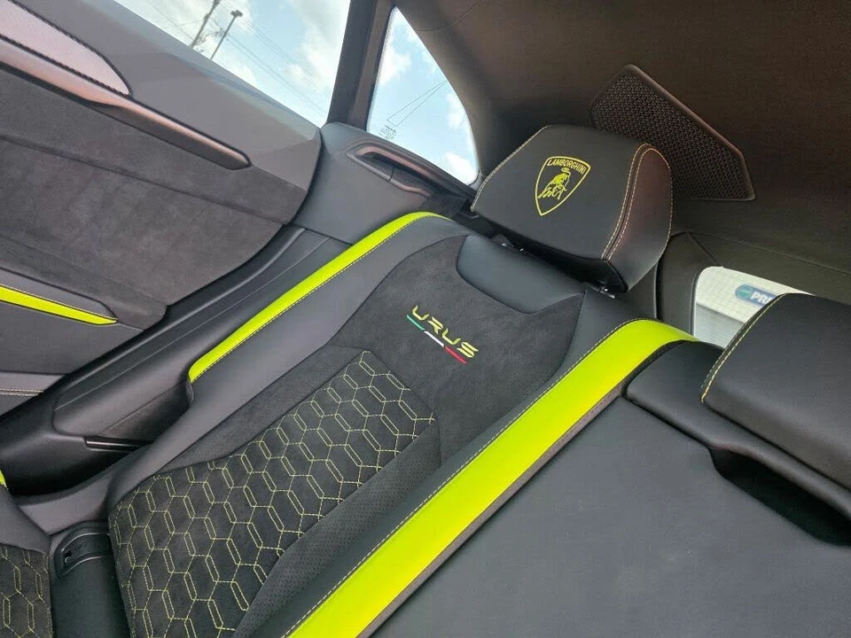 2022 Lamborghini Urus - Image 17 of 19