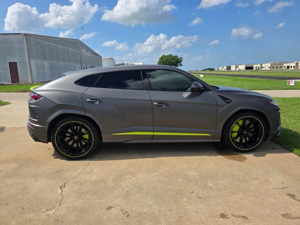 2022 Lamborghini Urus - Image 7 of 19