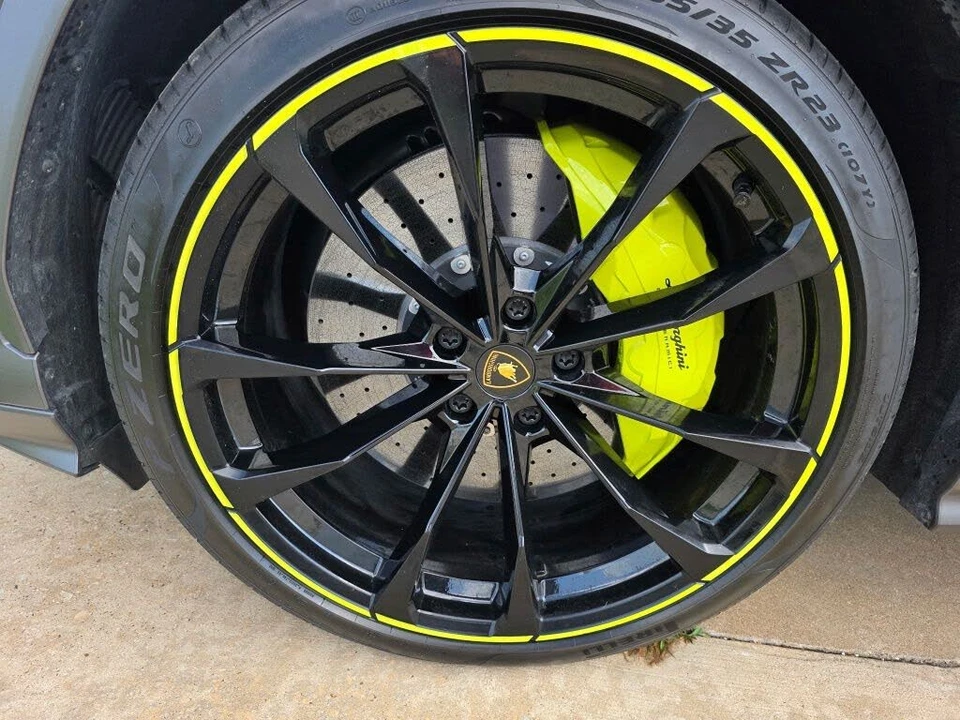 2022 Lamborghini Urus - Image 5 of 19
