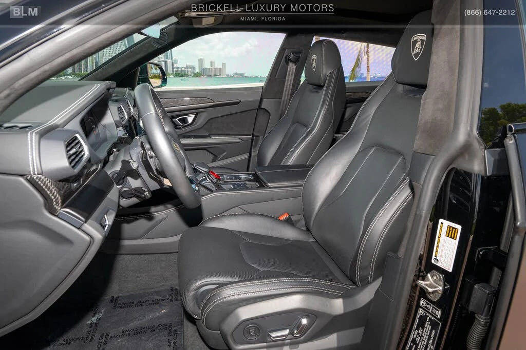 2022 Lamborghini Urus - Image 8 of 31
