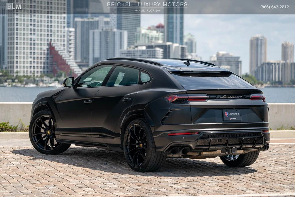 2022 Lamborghini Urus - Image 14 of 31