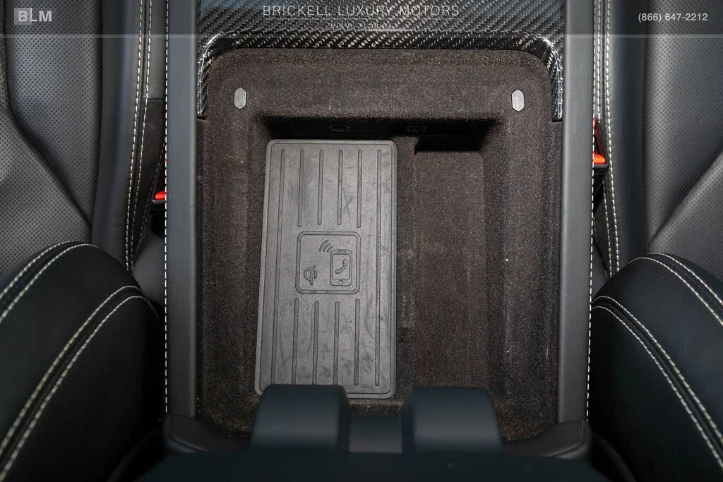 2022 Lamborghini Urus - Image 29 of 31