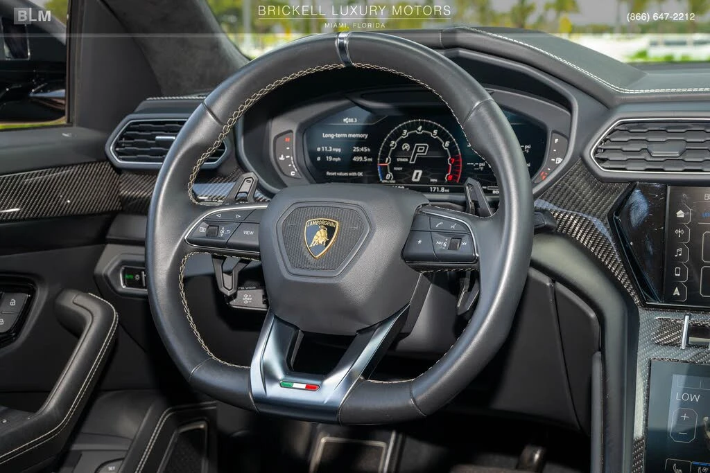 2022 Lamborghini Urus - Image 24 of 31