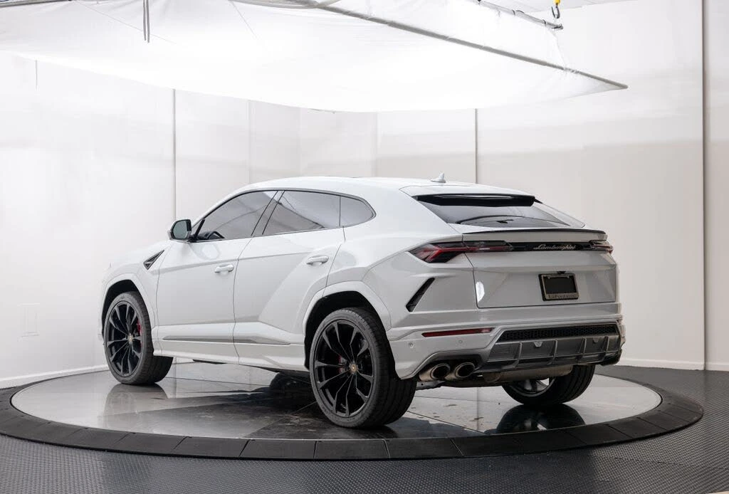 2022 Lamborghini Urus - Image 3 of 31