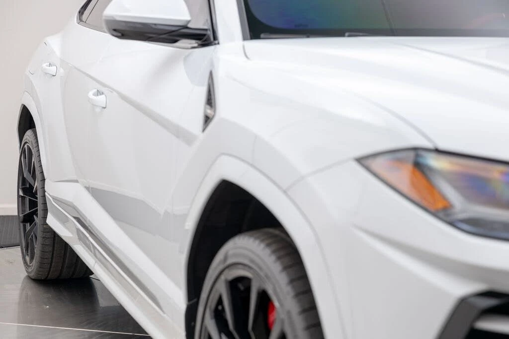 2022 Lamborghini Urus - Image 9 of 31