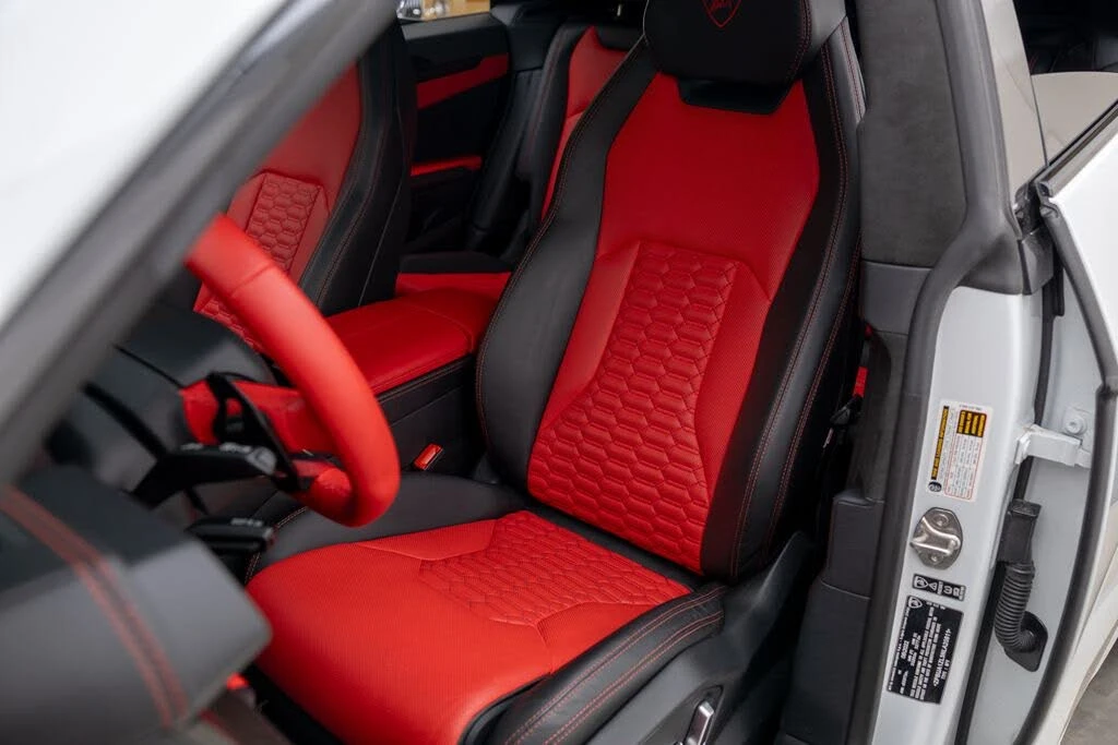 2022 Lamborghini Urus - Image 14 of 31