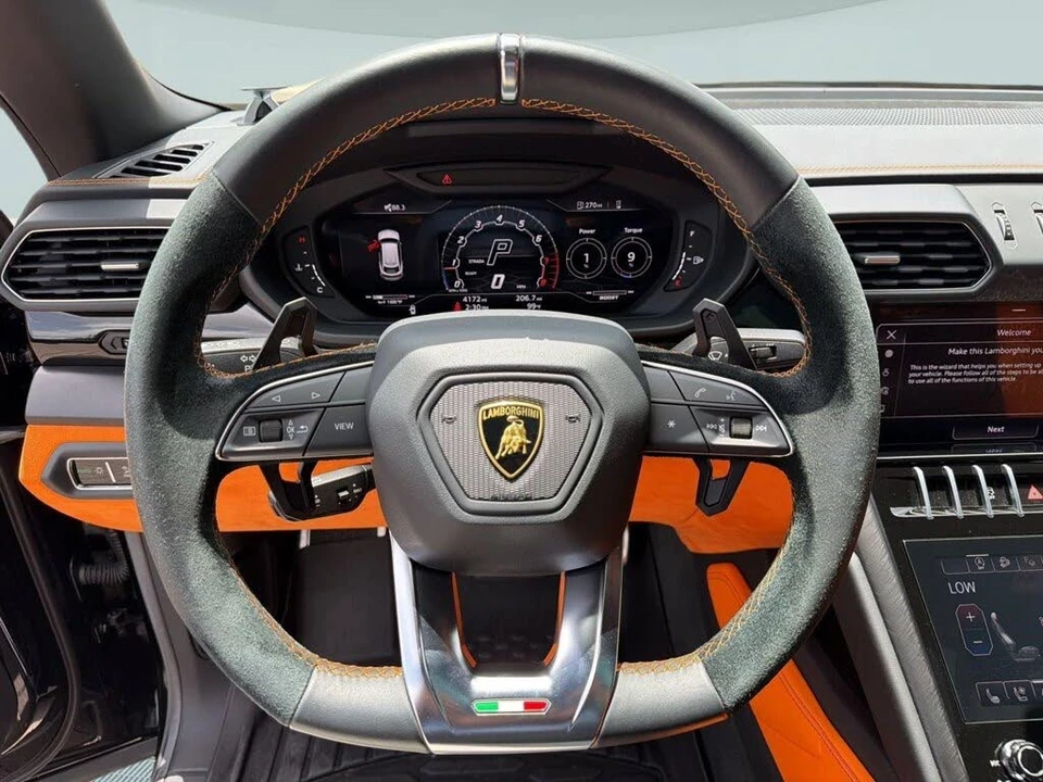 2022 Lamborghini Urus - Image 11 of 30