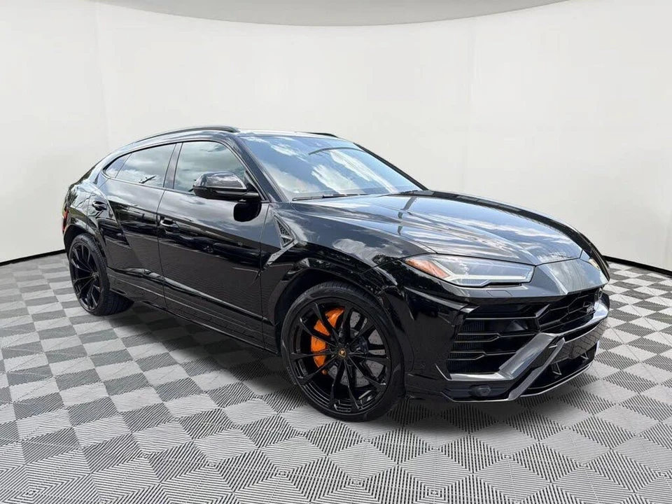 2022 Lamborghini Urus - Image 7 of 30