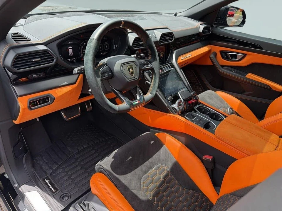 2022 Lamborghini Urus - Image 4 of 30