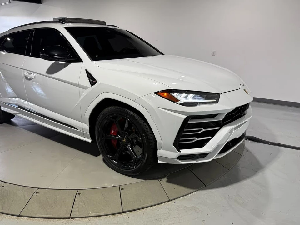 2022 Lamborghini Urus - Image 6 of 31