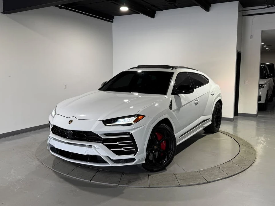 2022 Lamborghini Urus - Image 4 of 31