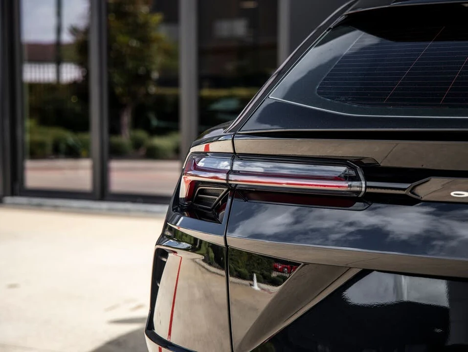 2022 Lamborghini Urus - Image 11 of 31