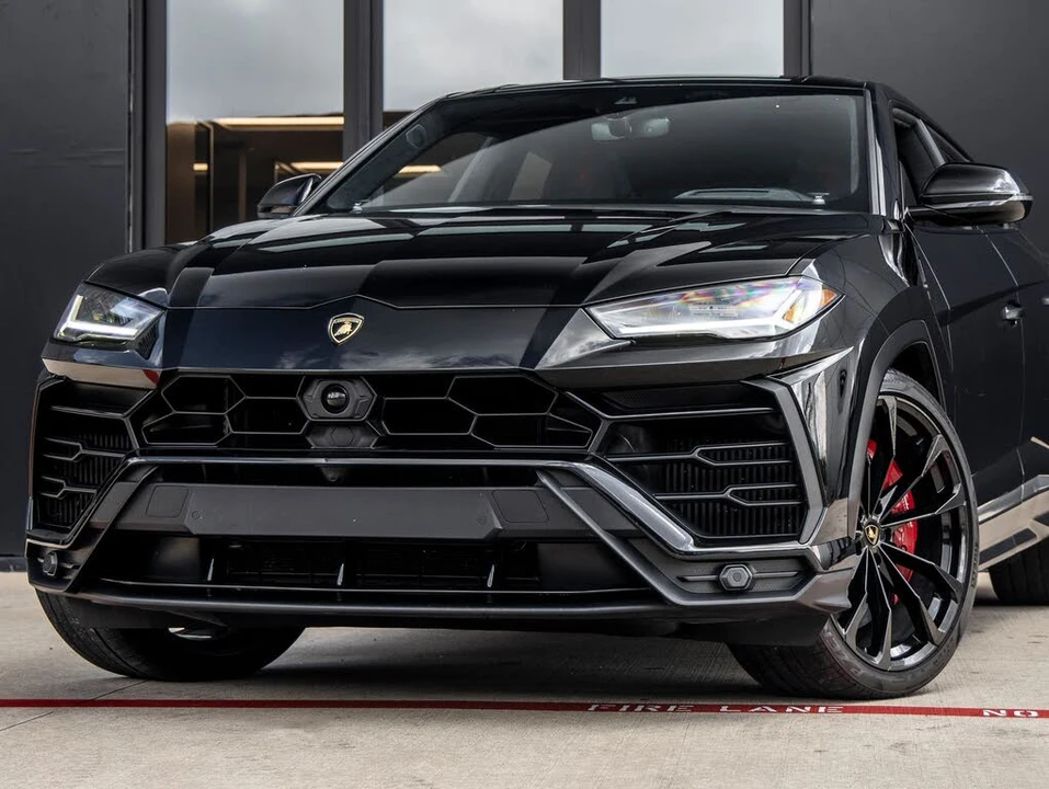 2022 Lamborghini Urus - Image 3 of 31