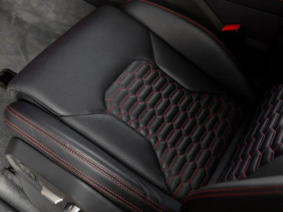 2022 Lamborghini Urus - Image 21 of 31