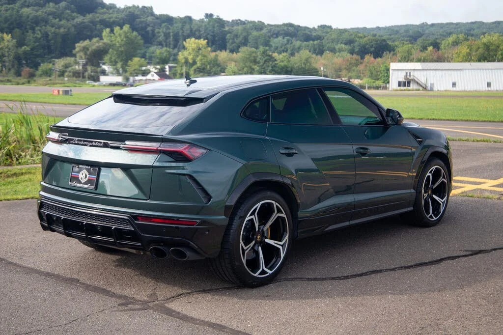 2022 Lamborghini Urus - Image 13 of 15